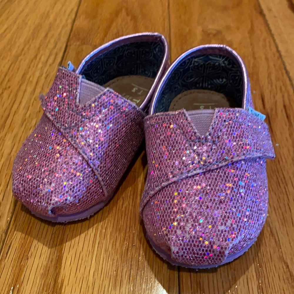 Pink sparkly glitter Tom’s